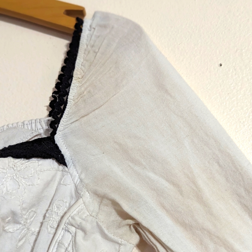 Tripp NYC Embroidered Corset Top Pirate Puff Enchanting Renaissance VTG EUC - Picture 7 of 10